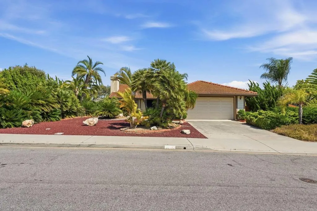 https://cdn.realtyfeed.com/cdn/127/306748674/f6333df07332664cdfba7ca8326ded1e.webp