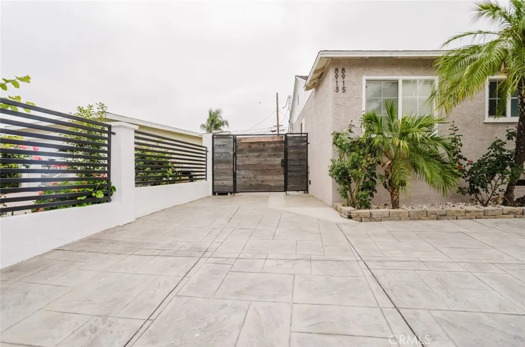 Panorama City, CA 91402