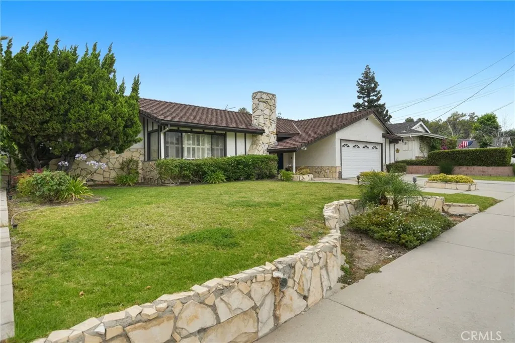 11803 Gerald Avenue, Granada Hills, CA 91344 - Photo 3 of 31, Granada Hills, CA