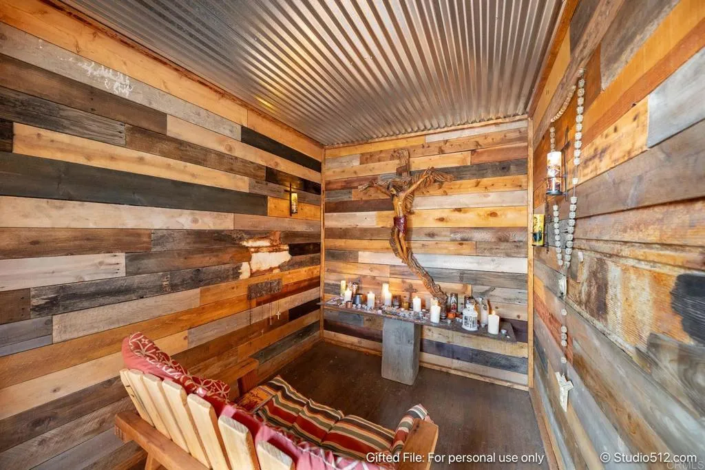 https://cdn.realtyfeed.com/cdn/127/306748736/342f69987f13d661bba38f09cadf057c.webp