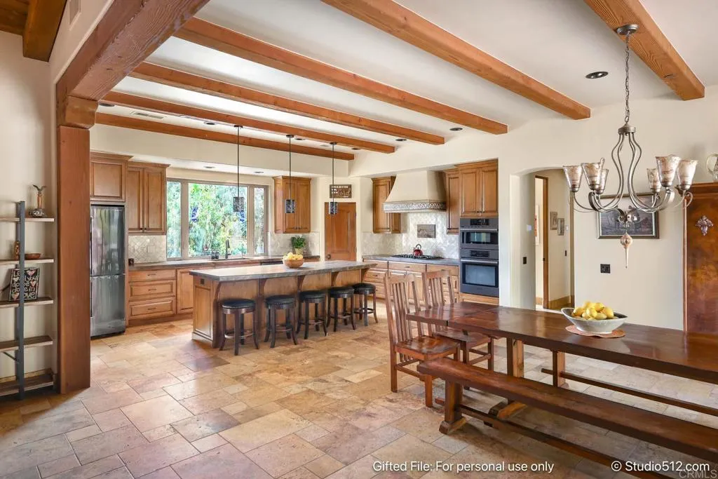 https://cdn.realtyfeed.com/cdn/127/306748736/40652de265589500b7de6ccc28ee4752.webp