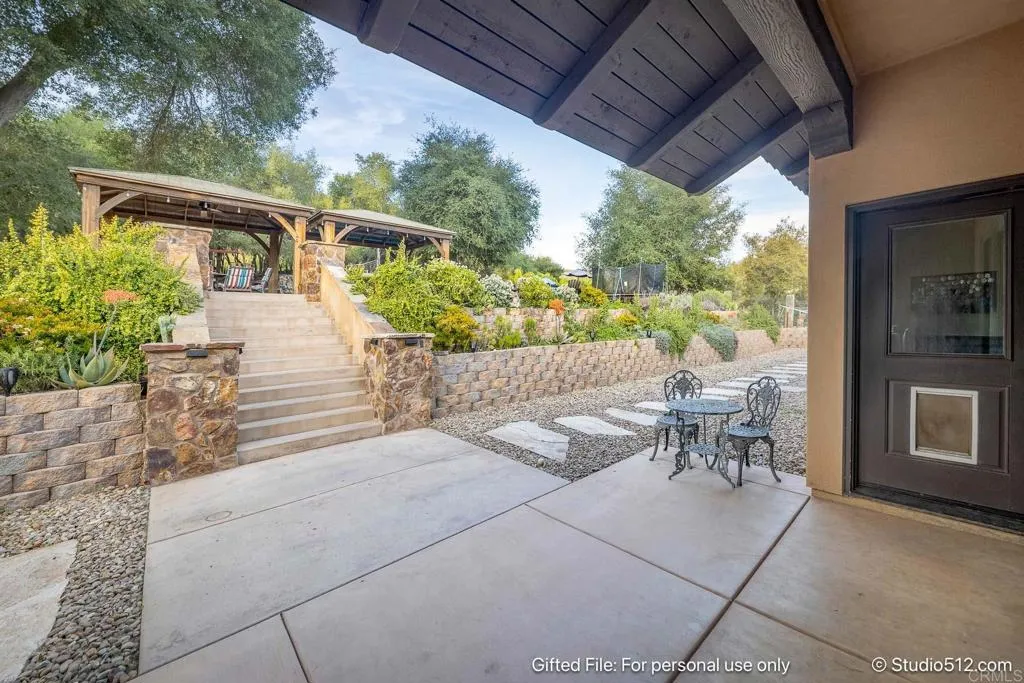 https://cdn.realtyfeed.com/cdn/127/306748736/6f528facb0d3741587d9674eace7a3d9.webp