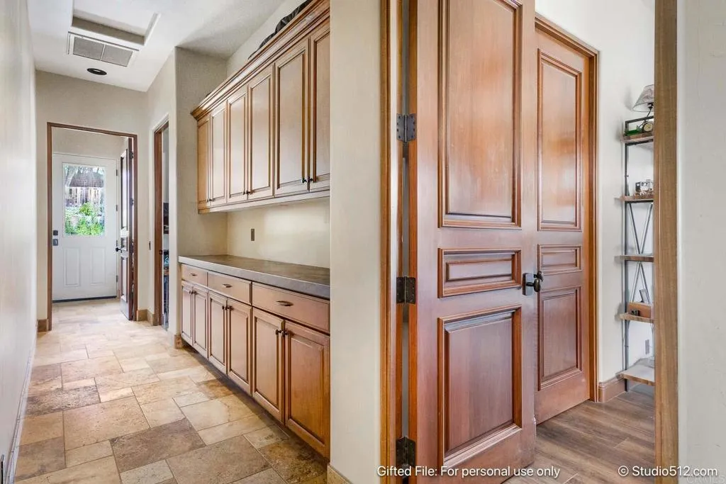 https://cdn.realtyfeed.com/cdn/127/306748736/9b8be5dbfa3873d3ae54d205e987df30.webp