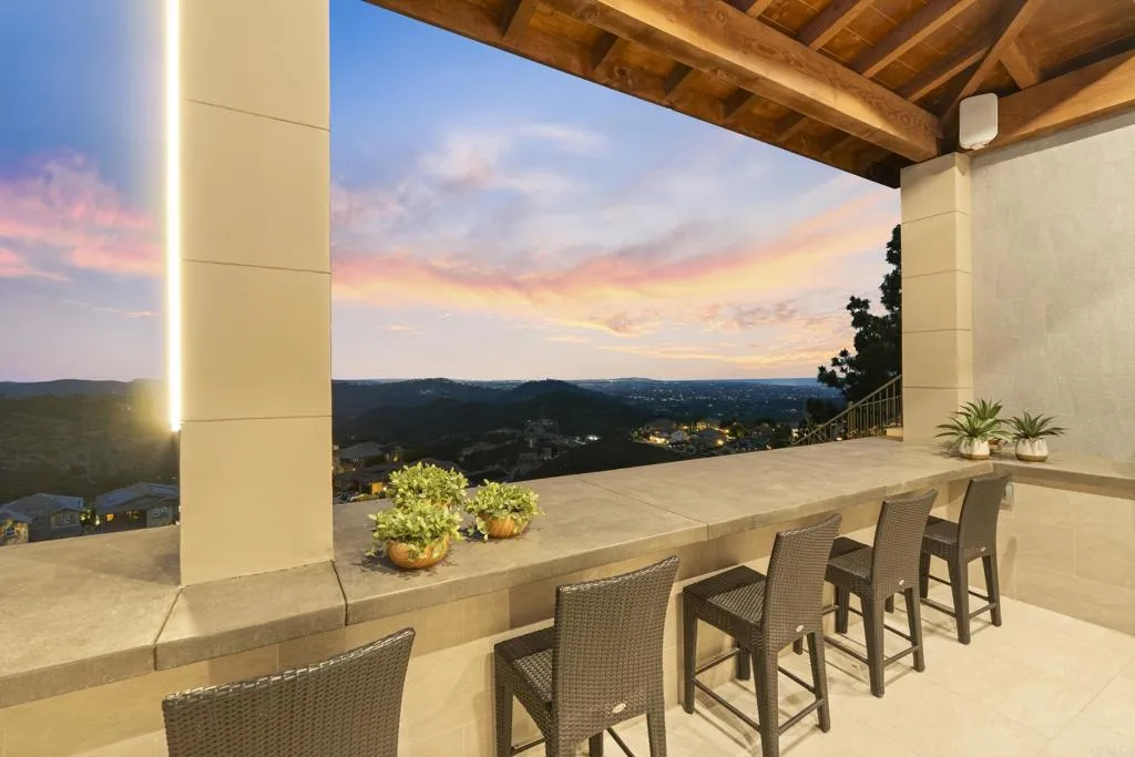 https://cdn.realtyfeed.com/cdn/127/306748772/86934e17e2422b83ad76390288a343d5.webp