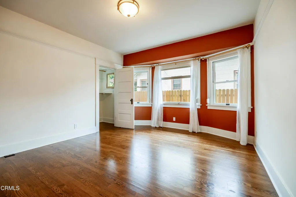 1942 N Bronson Avenue, Los Angeles, CA 90068 - Photo 4 of 36, Los Angeles, CA