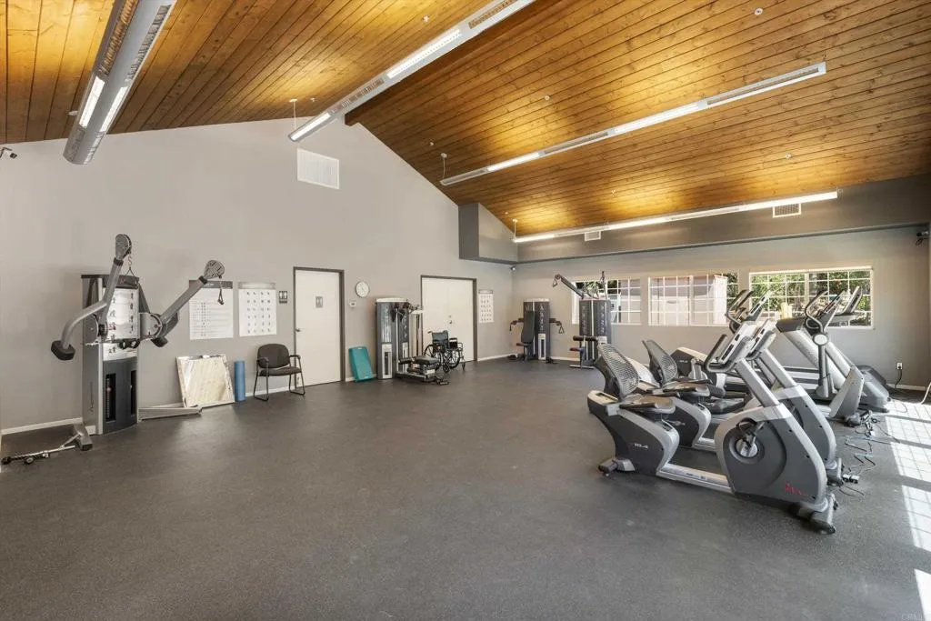 https://cdn.realtyfeed.com/cdn/127/306748790/460675dfc002b887380c744c335a9bf4.webp