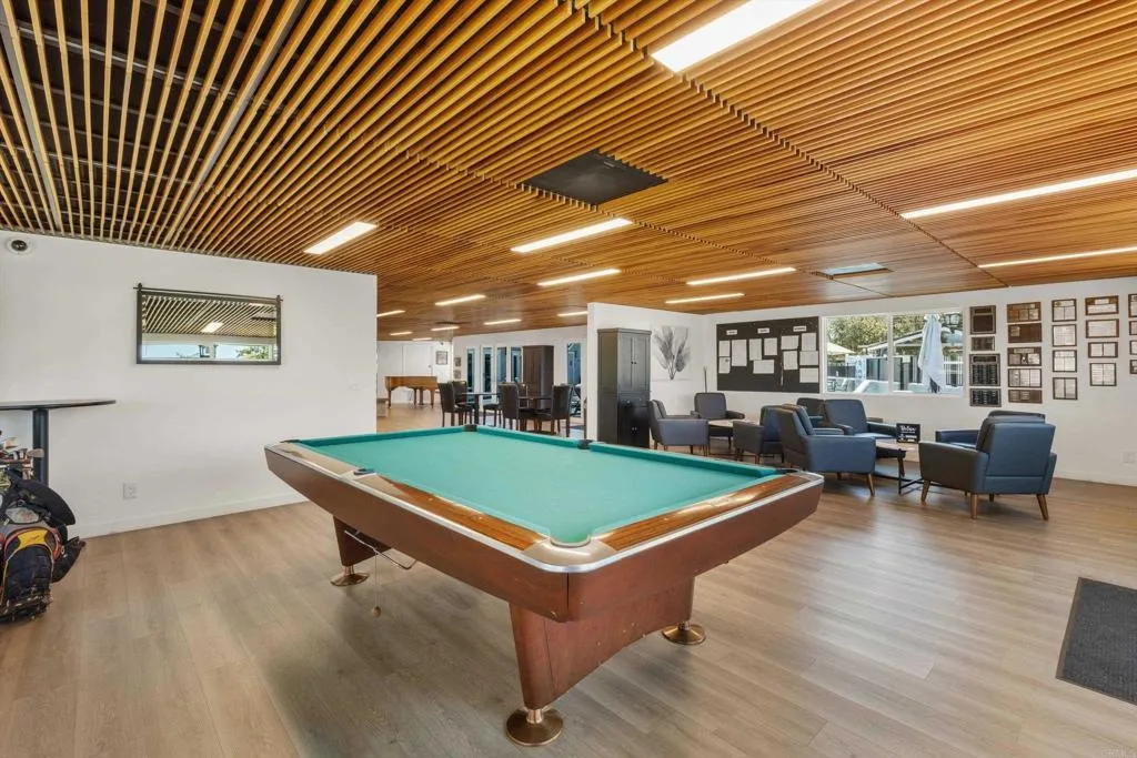 https://cdn.realtyfeed.com/cdn/127/306748790/6d73b6393bdadfe79501514b418874ef.webp