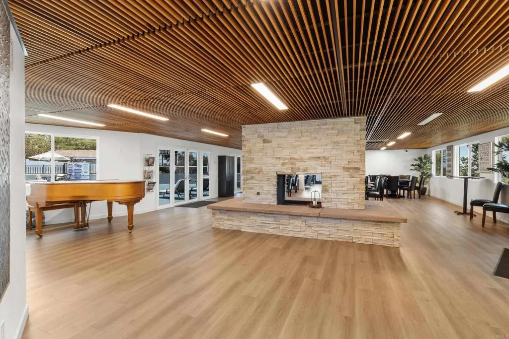 https://cdn.realtyfeed.com/cdn/127/306748790/a19d33cc1d1fedbf041248db6d62f1fa.webp