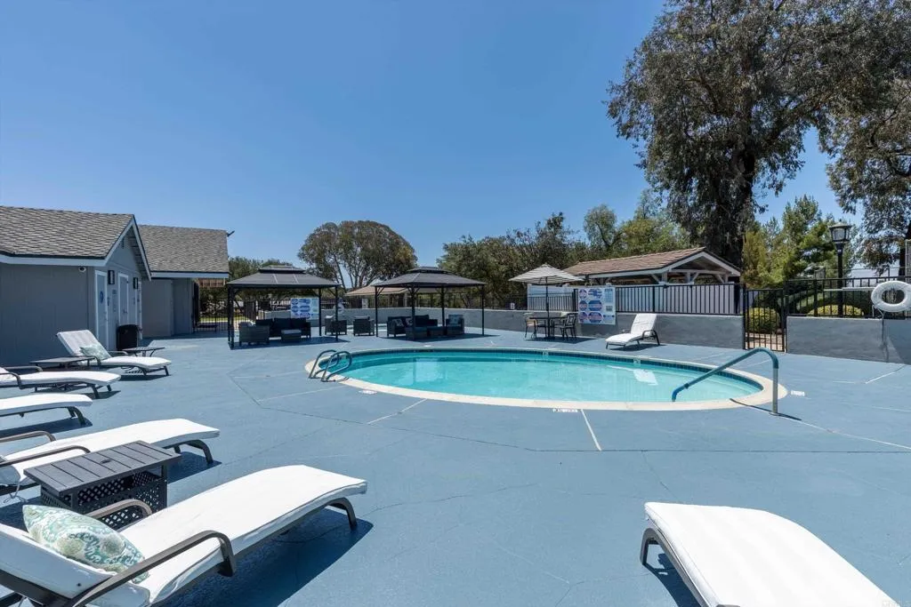 https://cdn.realtyfeed.com/cdn/127/306748790/a5f3d3b60f38c98ee9b867a319bc378b.webp