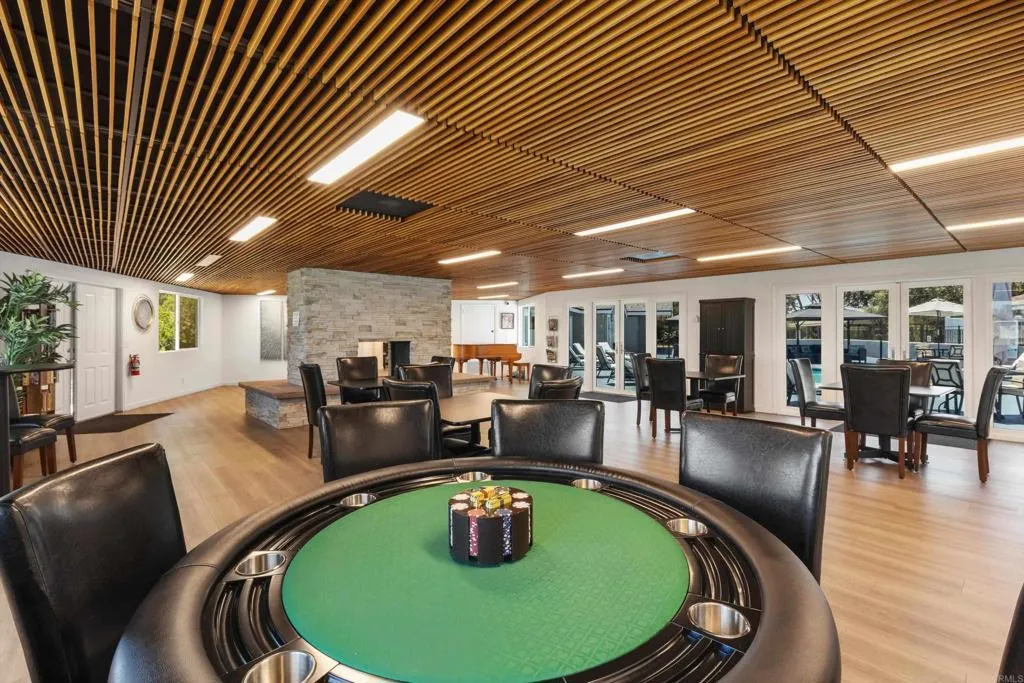 https://cdn.realtyfeed.com/cdn/127/306748790/e0fb61e9731ab409105aaaeaaac305a9.webp