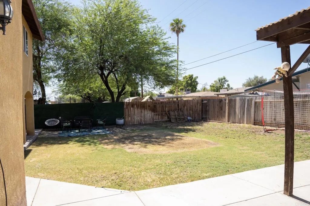 1561 W Heil Avenue, El Centro, CA 92243 - Photo 4 of 31, El Centro, CA