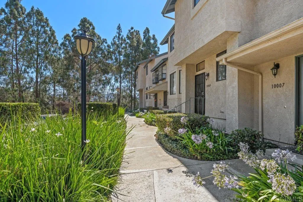 https://cdn.realtyfeed.com/cdn/127/306748831/5a36310a1eeb5021fb2dd0c71c3d6dca.webp