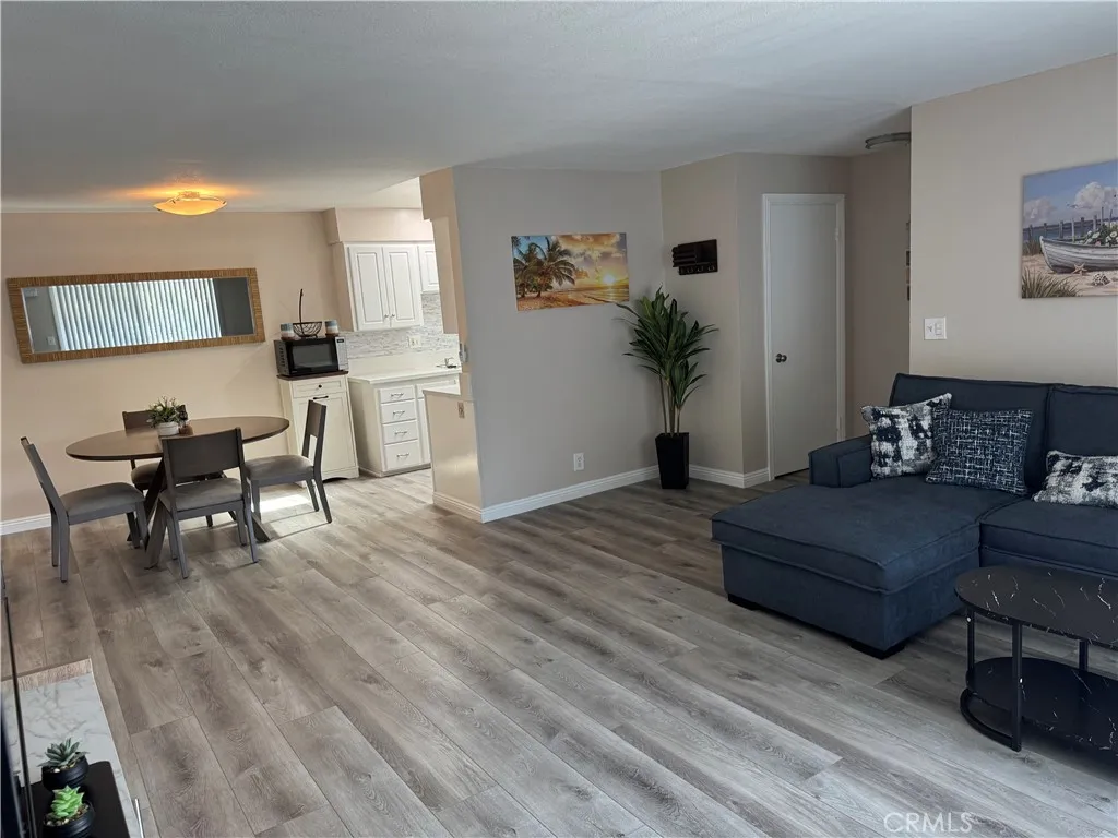 11138 Aqua Vista, Studio City, CA 91602 - Photo 4 of 20, Studio City, CA