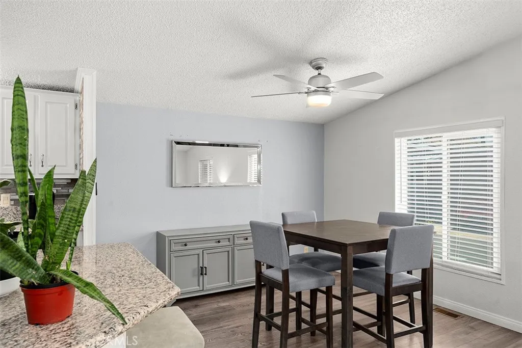 https://cdn.realtyfeed.com/cdn/127/306748872/0d1084e56dfba3b687d1eb6da27a8f60.webp