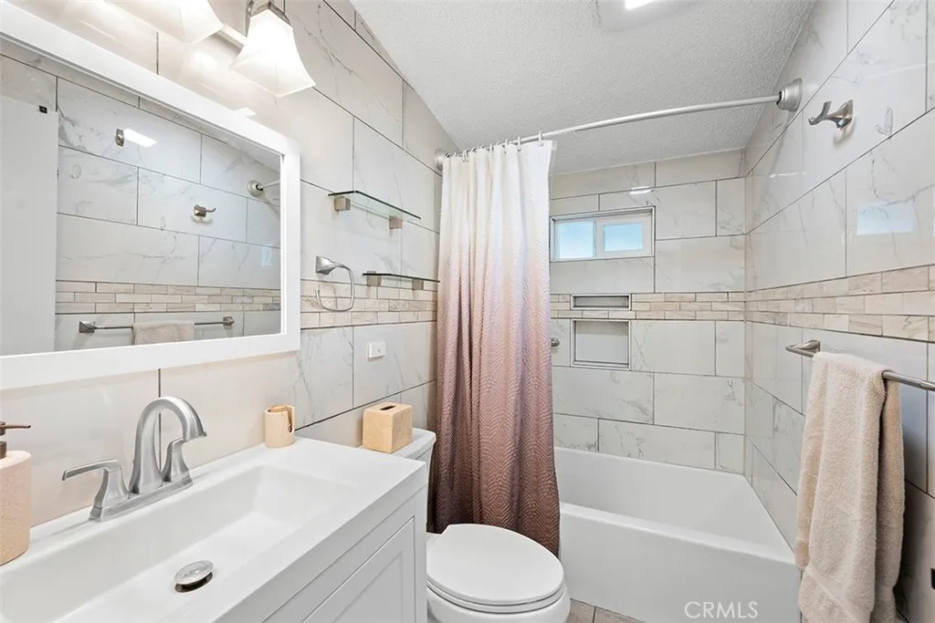 https://cdn.realtyfeed.com/cdn/127/306748872/830c4421a3e775bf8cab1d9bb3de32a2.webp