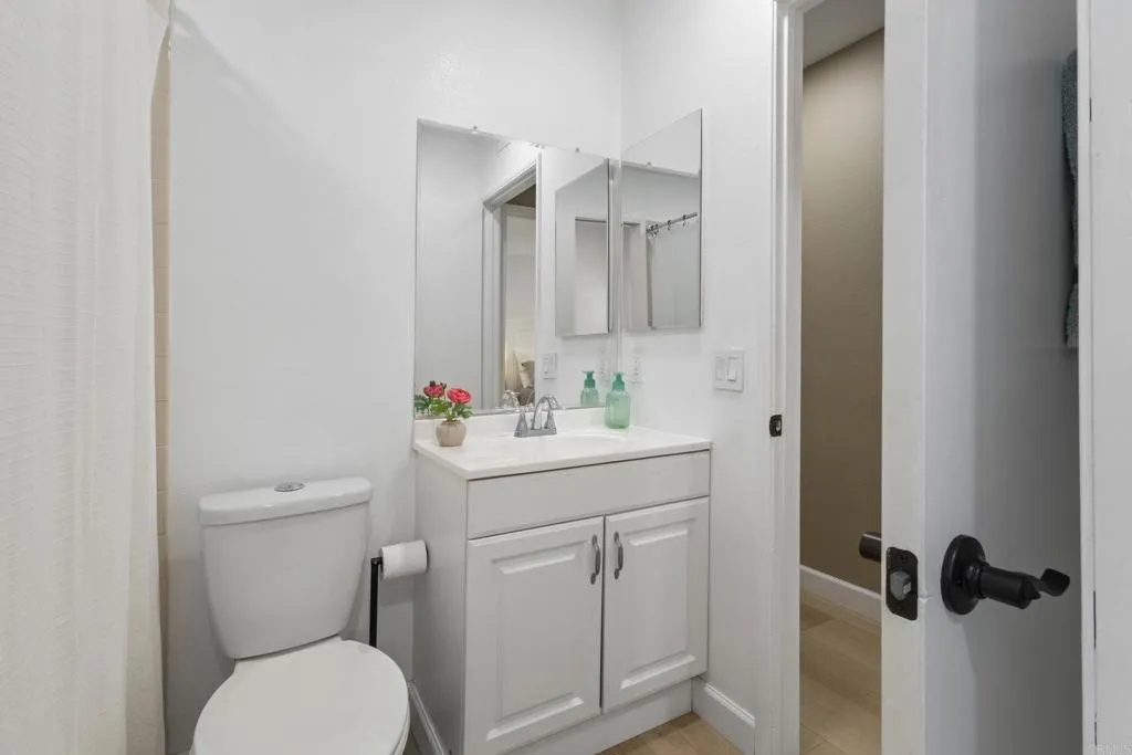 https://cdn.realtyfeed.com/cdn/127/306748877/3ba89c7bc6634b3f4c5ba13ac27eb9d6.webp