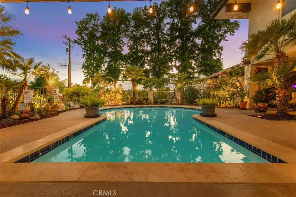 https://cdn.realtyfeed.com/cdn/127/306748980/25e75939f54a3bed3b5ec602873c6a01.webp