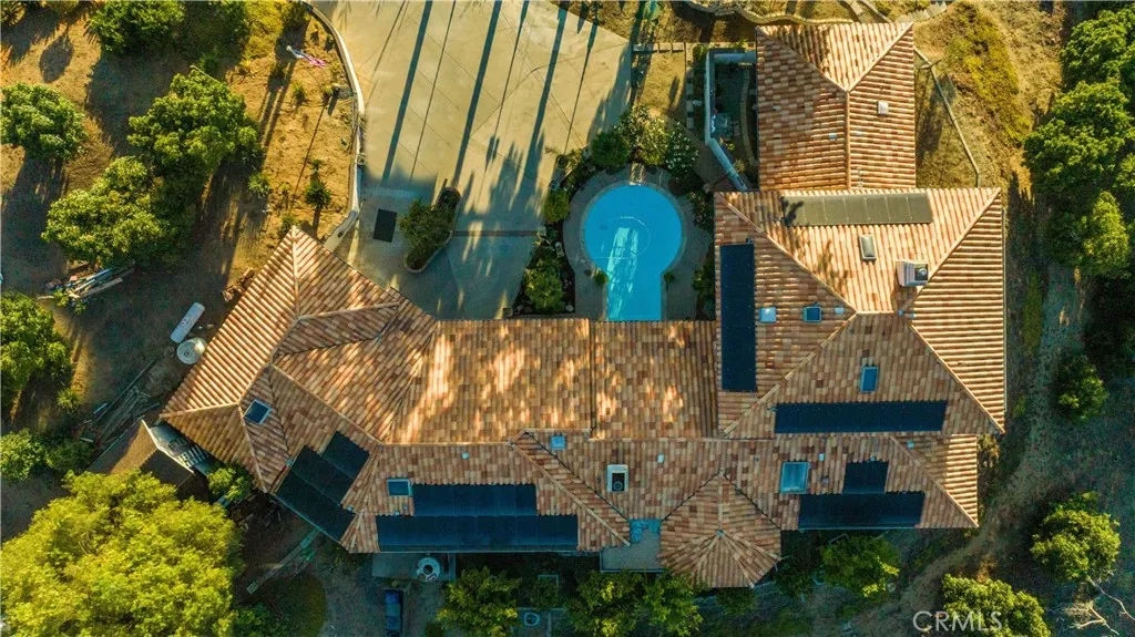 https://cdn.realtyfeed.com/cdn/127/306748980/27ff1f8dbd65f8b6db87134ff272a723.webp