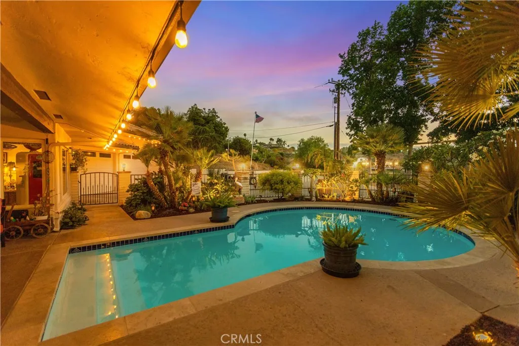 https://cdn.realtyfeed.com/cdn/127/306748980/5d3f7848afb49cd147660d46952de708.webp