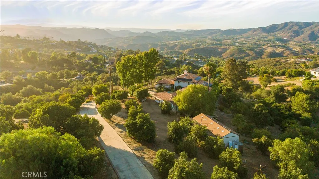 https://cdn.realtyfeed.com/cdn/127/306748980/5dd04eecd41a67275b1f5b571369d261.webp