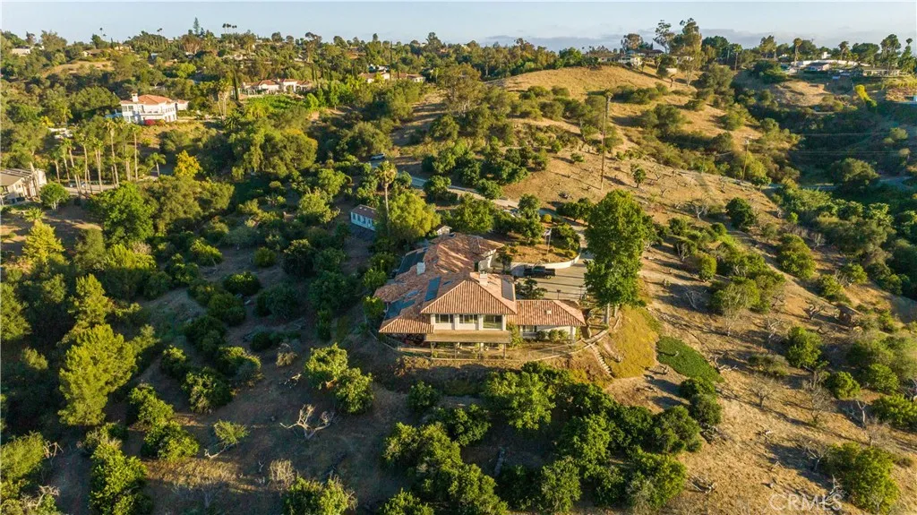 https://cdn.realtyfeed.com/cdn/127/306748980/8ed24dda64a23b38d8da12c19f6b5dbd.webp