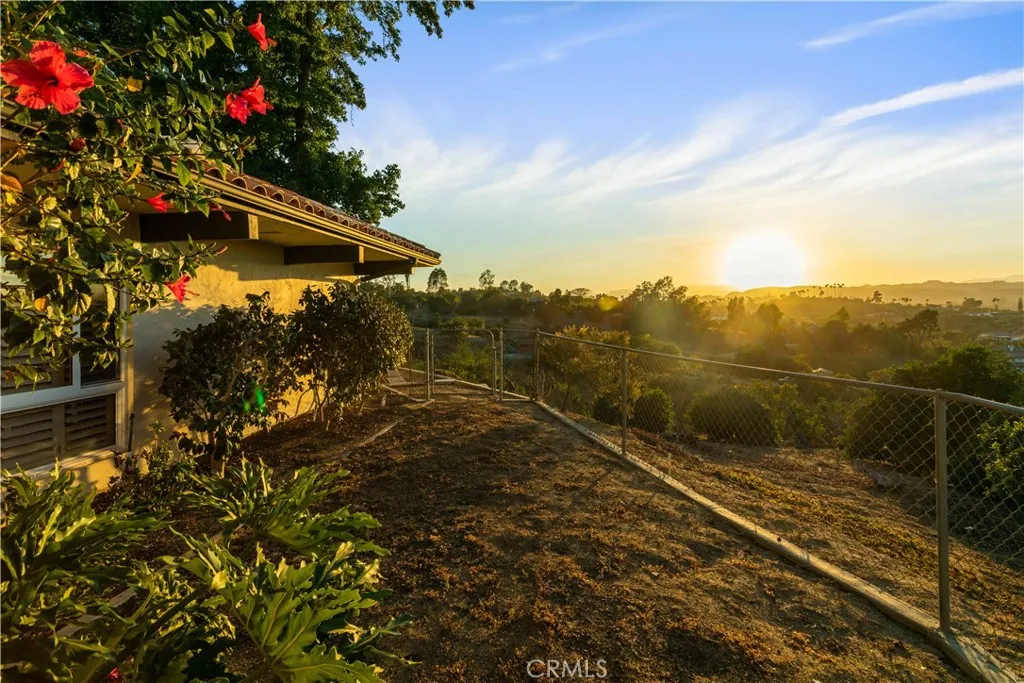 https://cdn.realtyfeed.com/cdn/127/306748980/9d21b9eab0dcf32cc4f529aa33b5d31f.webp