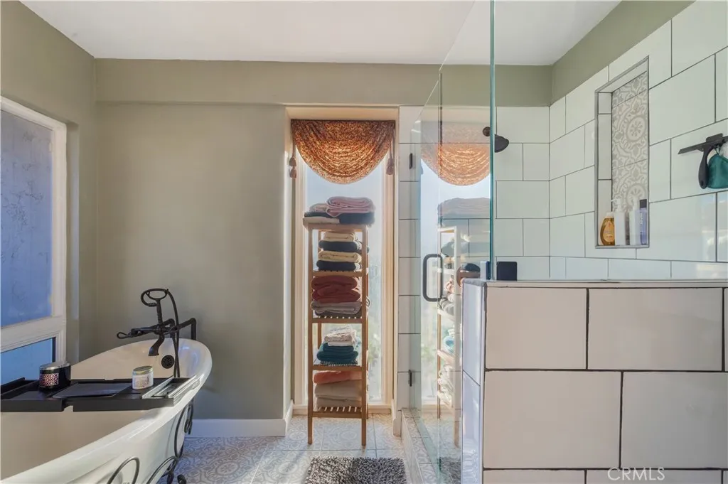 https://cdn.realtyfeed.com/cdn/127/306748980/d0566187e6cb66be87f516e2674c0973.webp