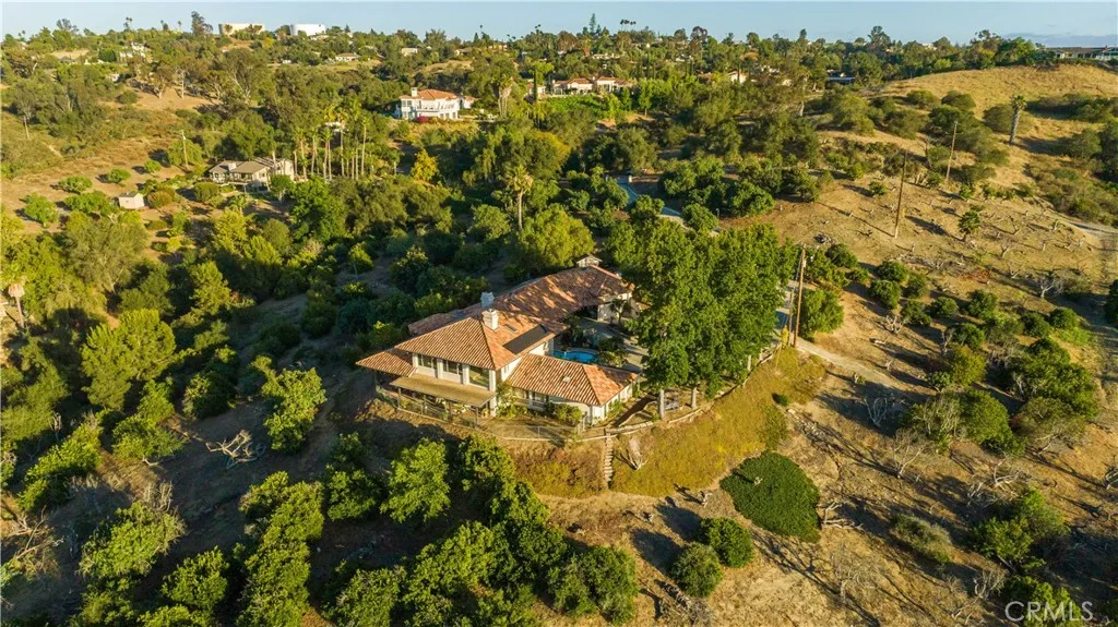 https://cdn.realtyfeed.com/cdn/127/306748980/de7ab282a8491c009735fc3432fbb644.webp