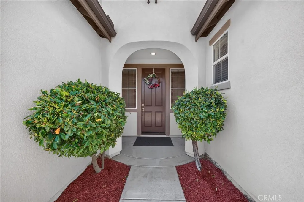 12687 Cathedral Ridge Way, Riverside, CA 92503 - Photo 4 of 71, Riverside, CA