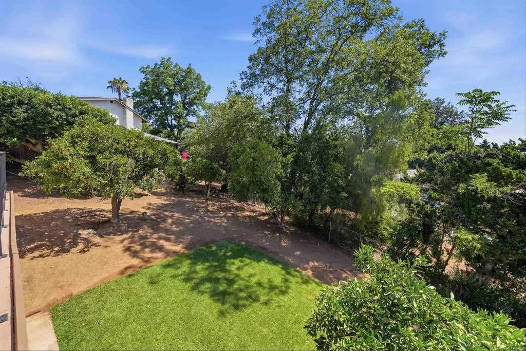 https://cdn.realtyfeed.com/cdn/127/306749008/129b9d306c9d66734194dba7c2bb160e.webp