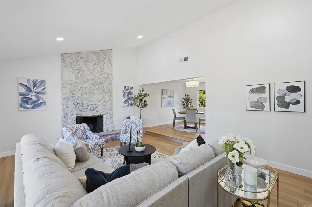 https://cdn.realtyfeed.com/cdn/127/306749008/25ac1bd1321c310e22ba7f839ded4d89.webp