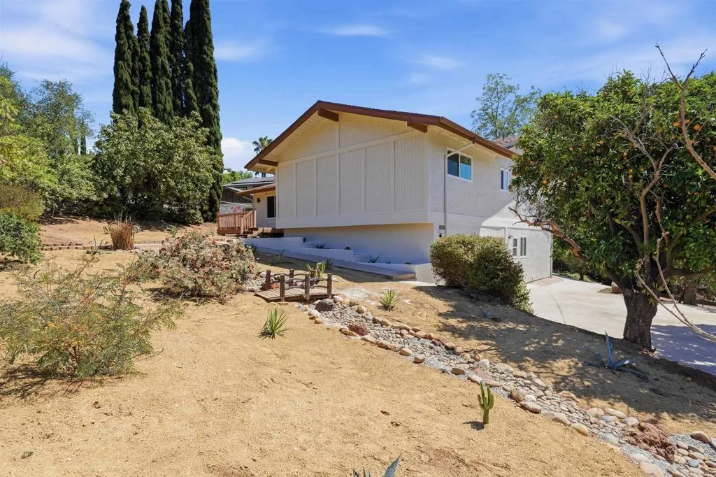 https://cdn.realtyfeed.com/cdn/127/306749008/2b2b322ff7e915465dd655fa4e4d2bc7.webp
