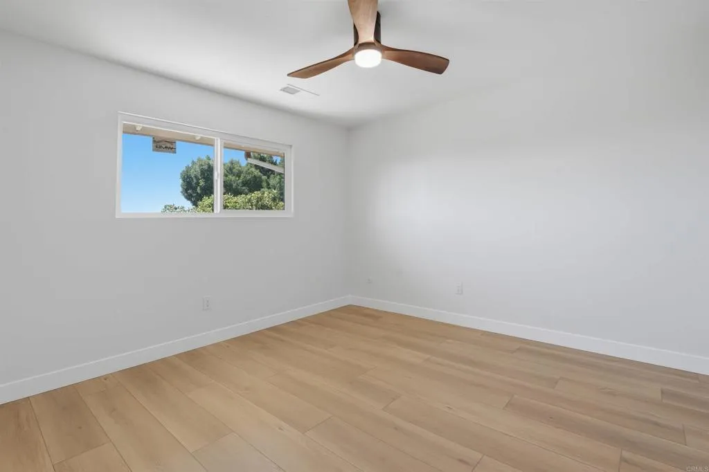 https://cdn.realtyfeed.com/cdn/127/306749008/72672bdef0d3cd3598915597e5c070f6.webp