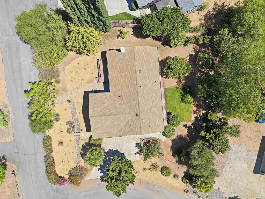 https://cdn.realtyfeed.com/cdn/127/306749008/727fc8a0045fa8ae9f50c0a724c62f7c.webp