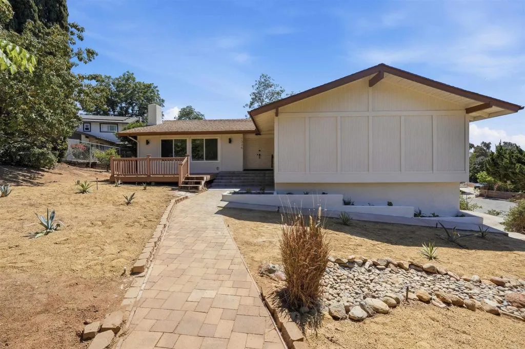 https://cdn.realtyfeed.com/cdn/127/306749008/a36a8137692185cb089622551b6e79e6.webp