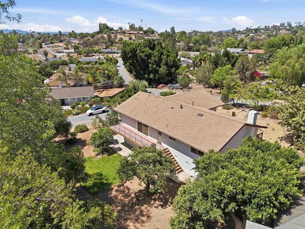 https://cdn.realtyfeed.com/cdn/127/306749008/c76d7c4b1b3862e8c945ab1a1e9ef965.webp