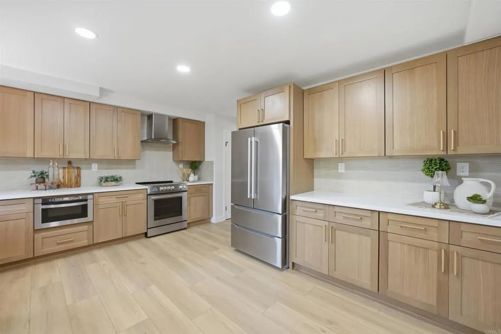https://cdn.realtyfeed.com/cdn/127/306749008/fb37509fdfaa1b687d1524390b4f93ae.webp