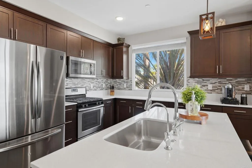 Photo #12: PTP2604736 Listing: Photo #12