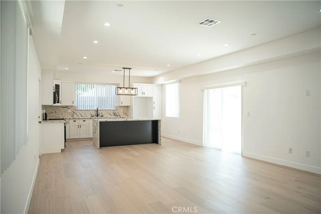 3046 West Boulevard, Los Angeles, CA 90016 - Photo 3 of 29, Los Angeles, CA