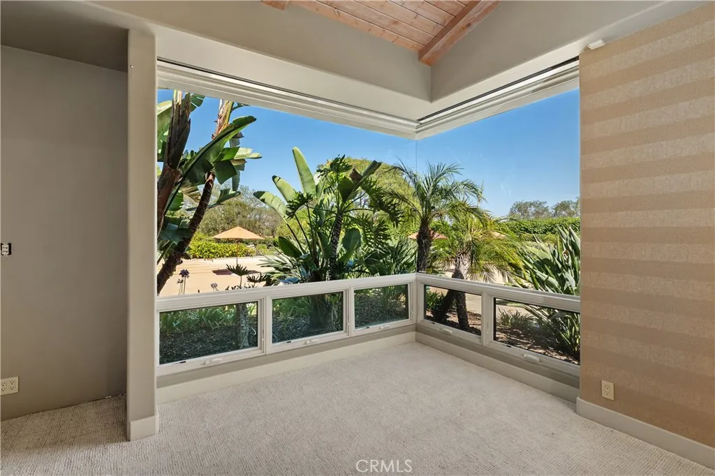 https://cdn.realtyfeed.com/cdn/127/306749058/856aa79c42a20d4adcca637ca98bfbca.webp