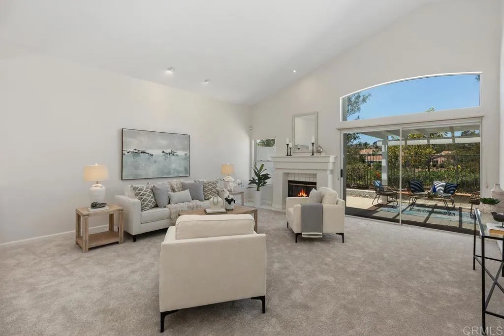 https://cdn.realtyfeed.com/cdn/127/306749079/40a58d7fb7222bddbb618948c7ca9fea.webp
