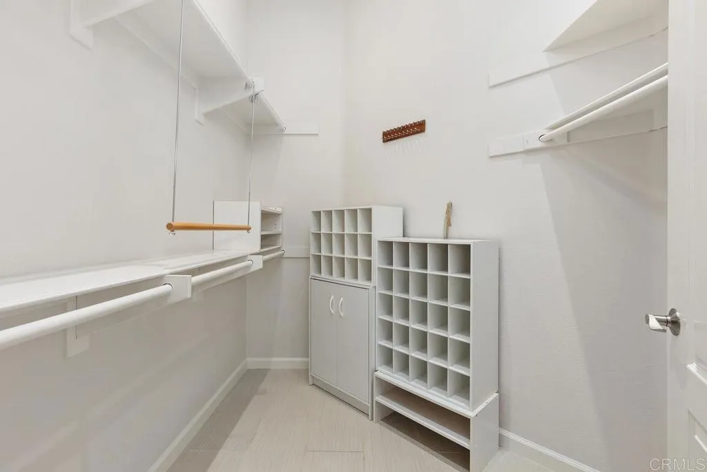 https://cdn.realtyfeed.com/cdn/127/306749079/445ead676e5b55c330086e4cbe7fa1eb.webp