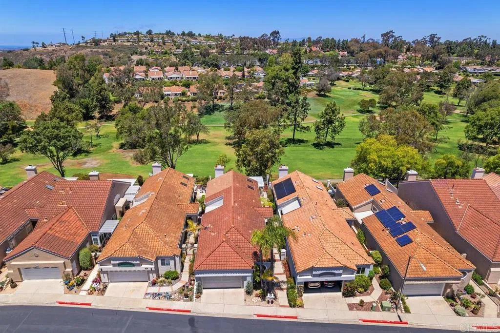 https://cdn.realtyfeed.com/cdn/127/306749079/4d51b624c2cb82f4a5092117b51f5575.webp