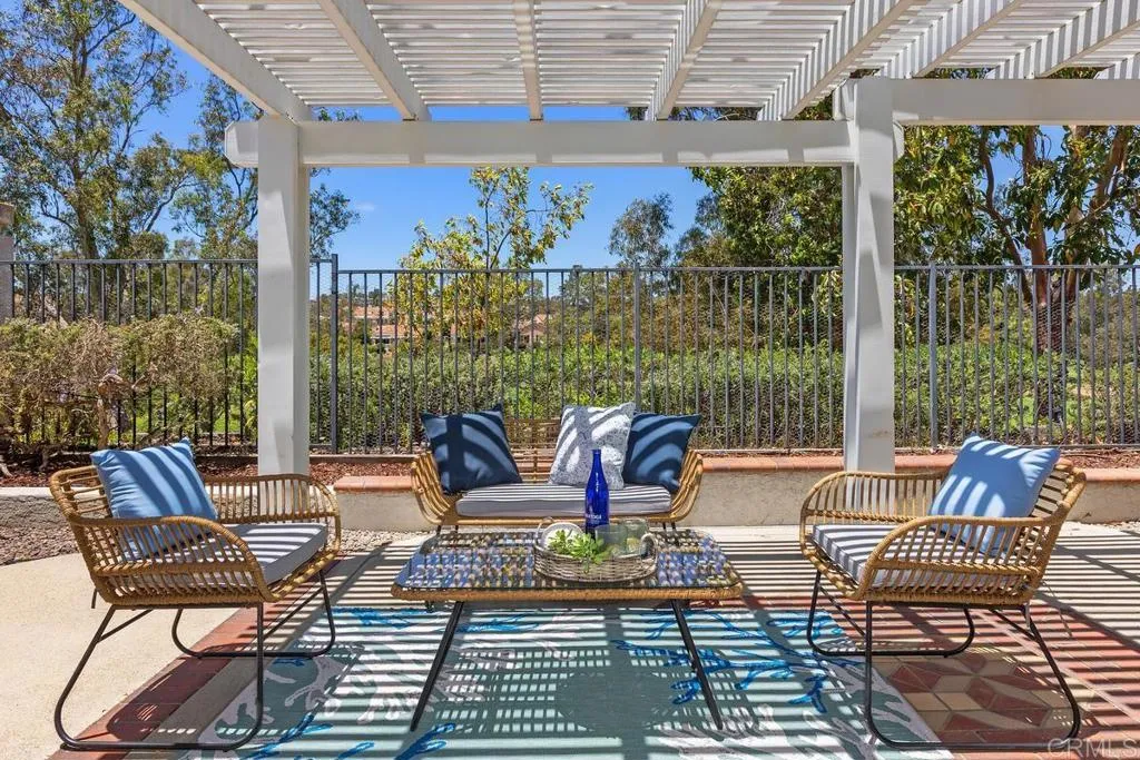 https://cdn.realtyfeed.com/cdn/127/306749079/77f5e6a1f1efcedae28705c14abc7e1c.webp