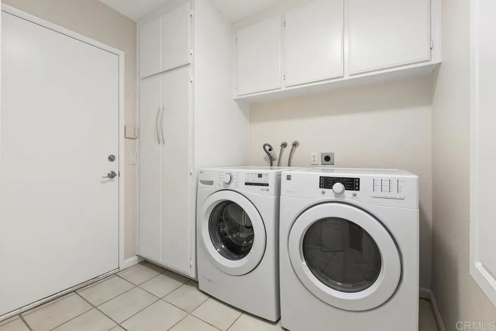 https://cdn.realtyfeed.com/cdn/127/306749079/79114eb5dd825f013f8efbb122f6e26b.webp