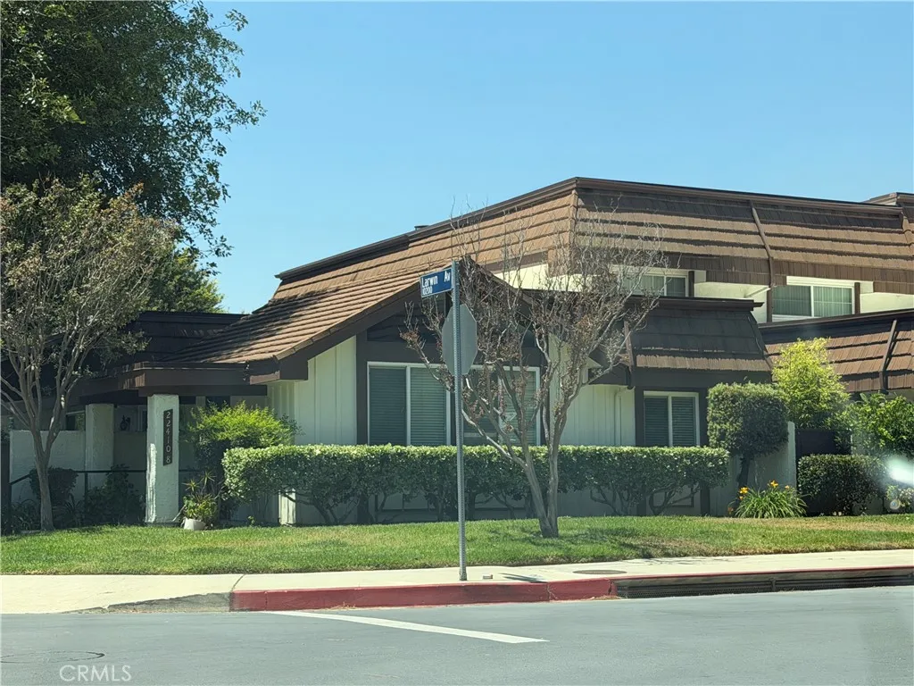 22410 Jeffrey Mark Court