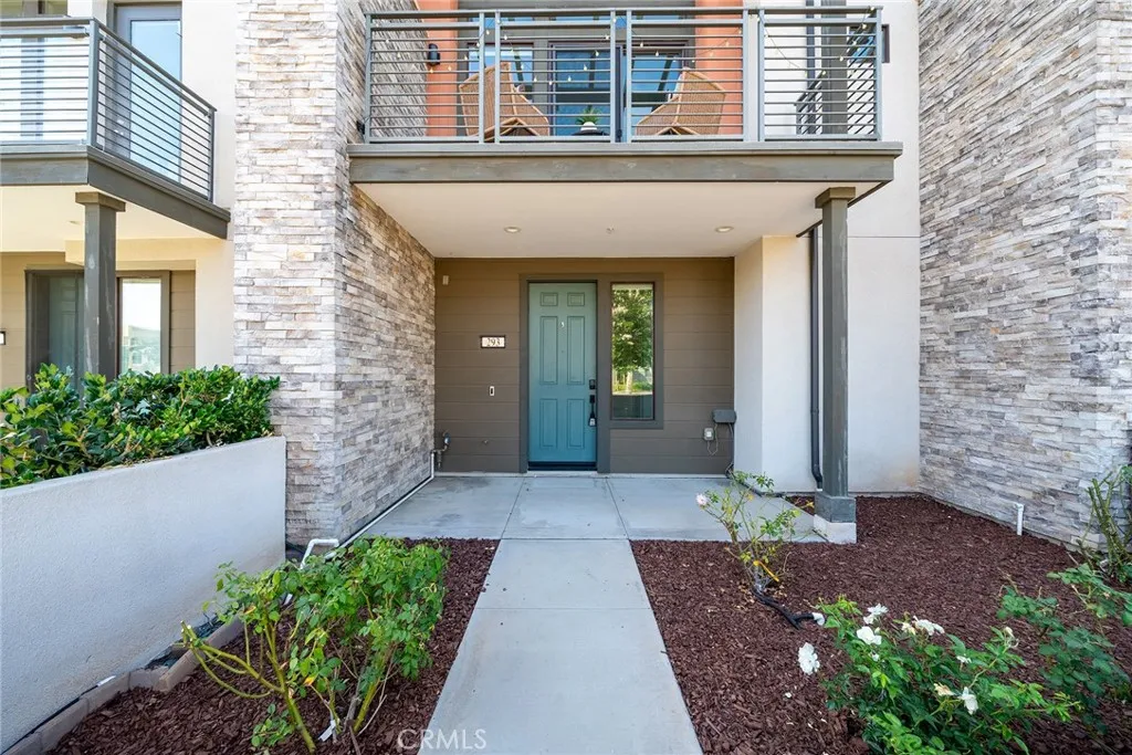 293 Merit, Irvine, CA 92618 - Photo 2 of 39, Irvine, CA