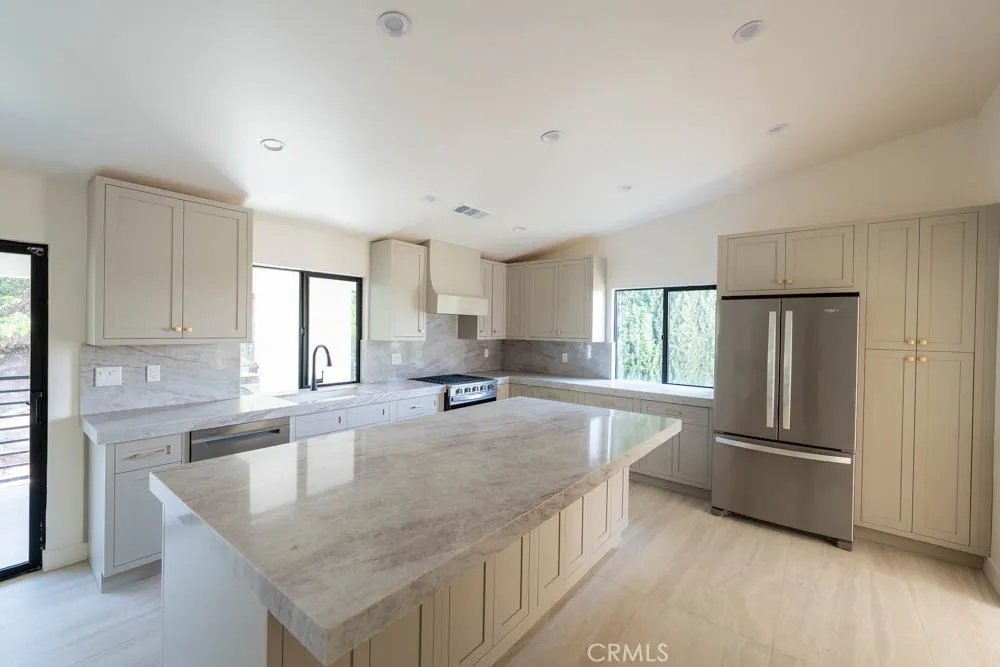2217 Loma Verde Dr Unit A, Fullerton, CA 93833 - Photo 2 of 12, Fullerton, CA