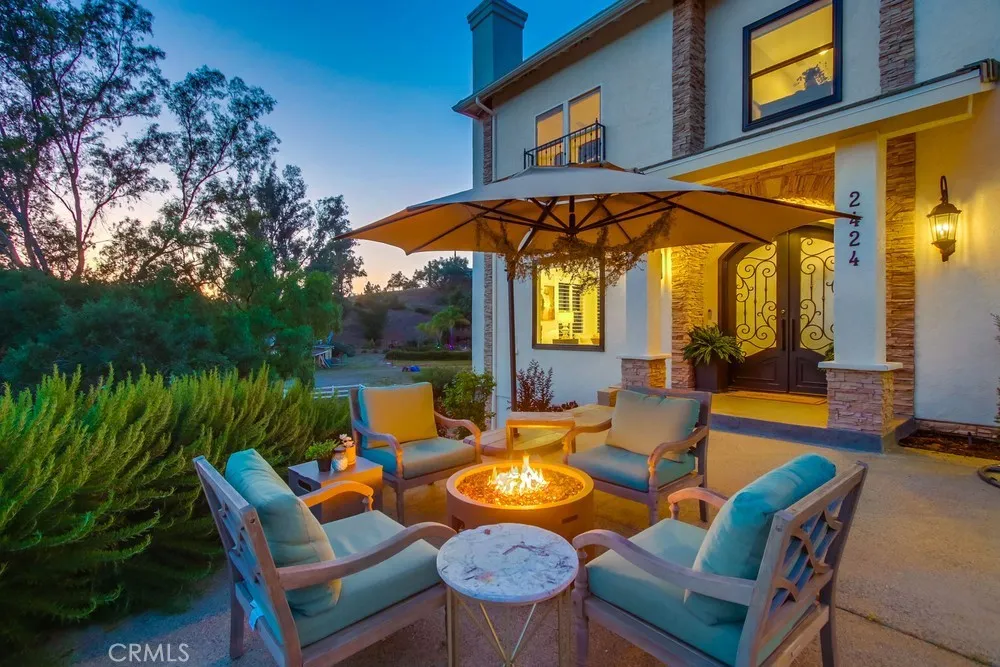 https://cdn.realtyfeed.com/cdn/127/306749117/011dc98c3d0204f202e4ec01219bcf11.webp