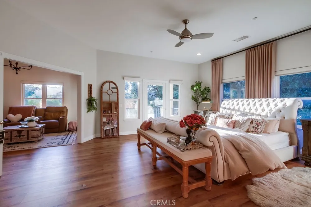 https://cdn.realtyfeed.com/cdn/127/306749117/90ee21194e962c0a4585d5b5a79f6510.webp